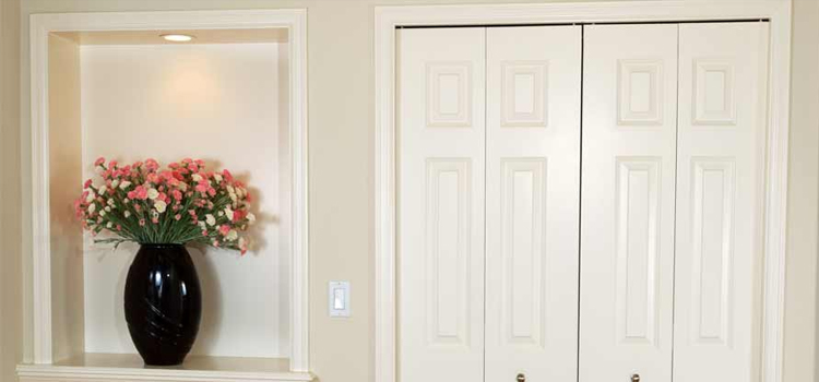 residential closet door repair in Holiday